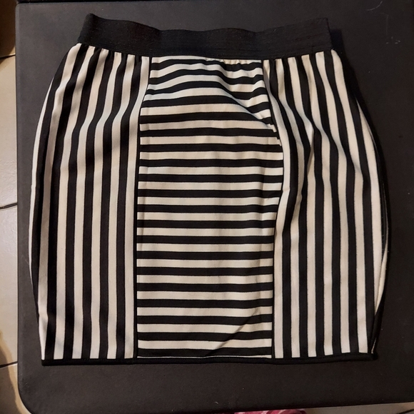 Material Girl midi skirt - Picture 1 of 5